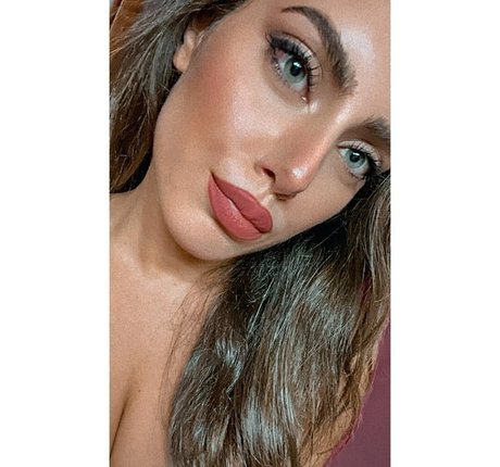 Ylenia Bevelacqua pornographic star gallery