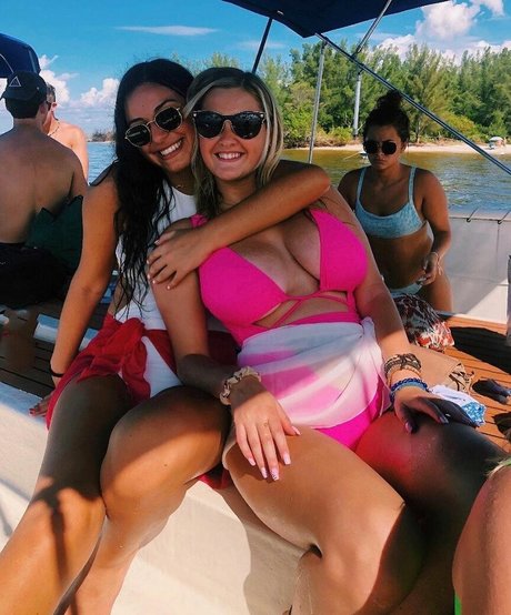 Tori C star nice photo