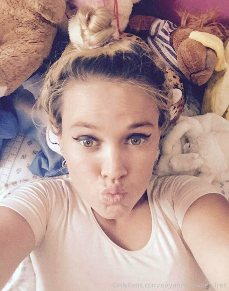 dayanna sweet free pornstar beautiful galleries