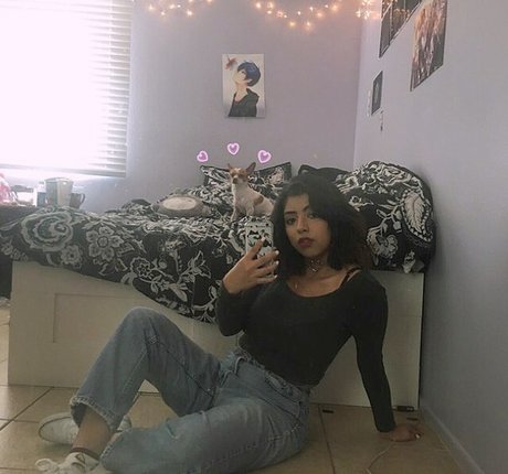 teen lesbian onlyfans art porn gallery