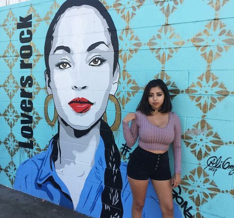 Sadd Pup exclusive actress photo