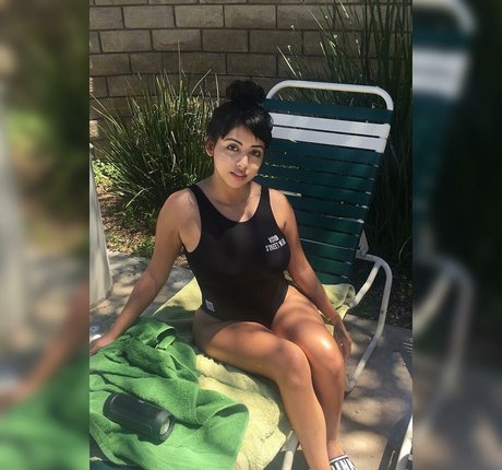 Sadd Pup model erotic gallery