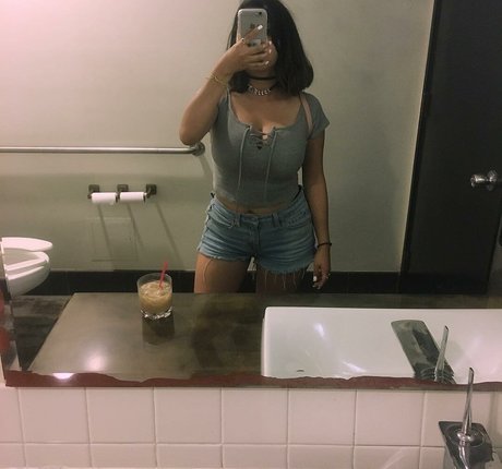 Sadd Pup pornstar pretty gallery