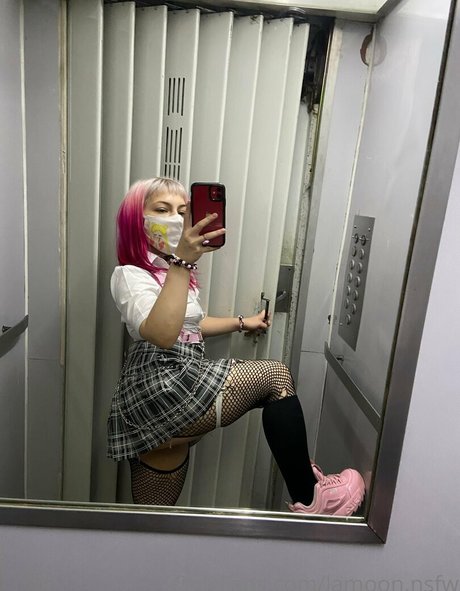 lamoon nsfw top model archive