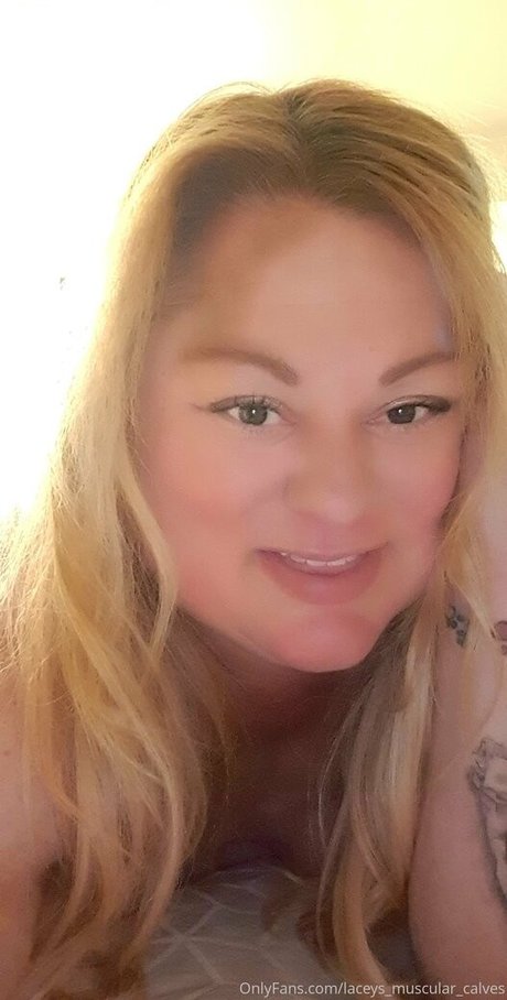 laceys muscular calves top model pics