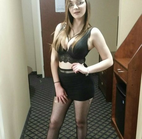 unknown onlyfans beautiful archive