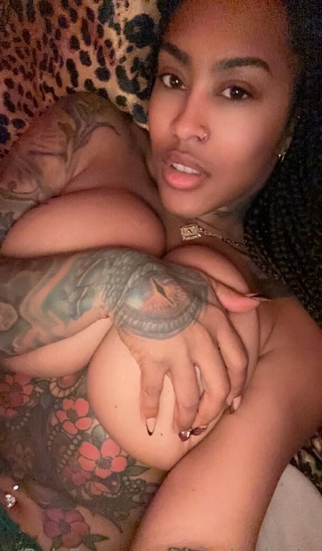 sharsharbinkz pretty pornstar image