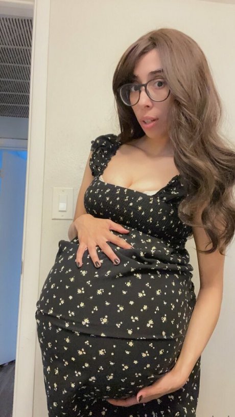 emberbastet perfect model pics