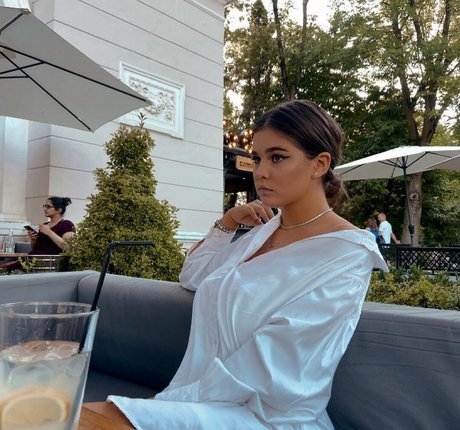 thick nude onlyfans pornographic pics