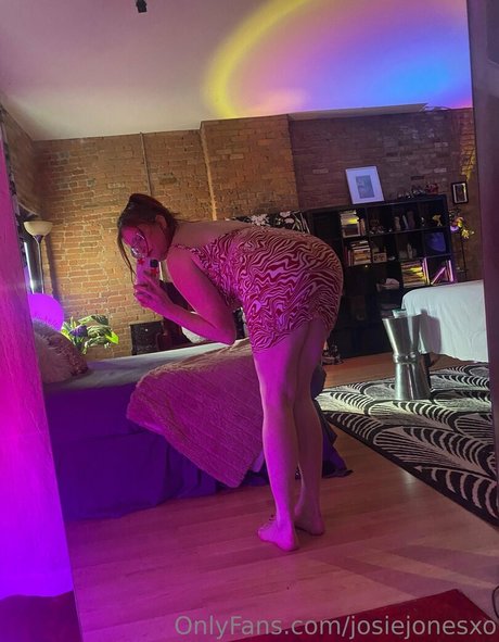 josiejonesfree top pornstar image
