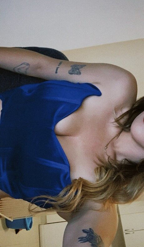 sexy mom onlyfans pretty images