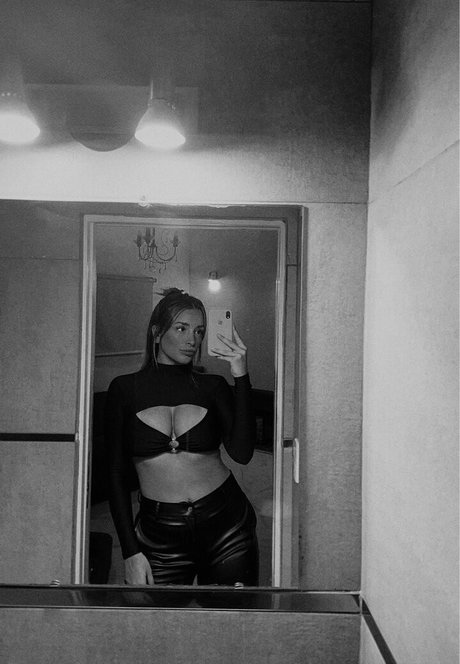 russian mature onlyfans nudes pictures