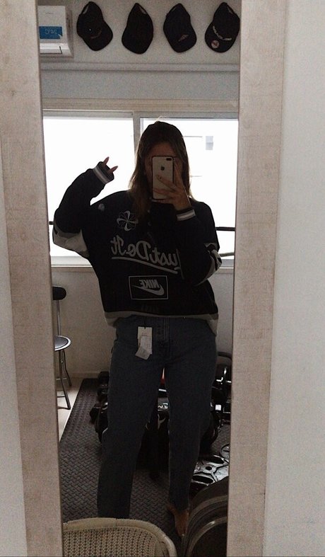 belonly model best gallery