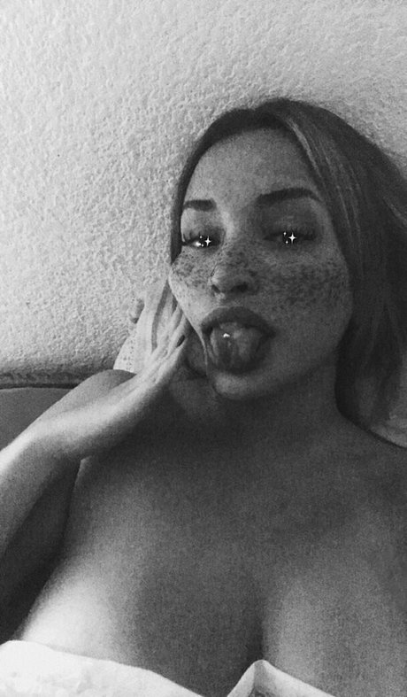 belonly adult model images