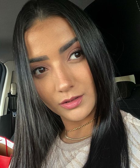 Gabriela Batista Torres star beautiful pic