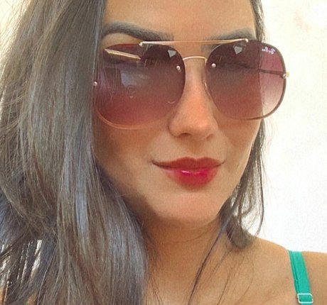 Gabriela Batista Torres model nude pic