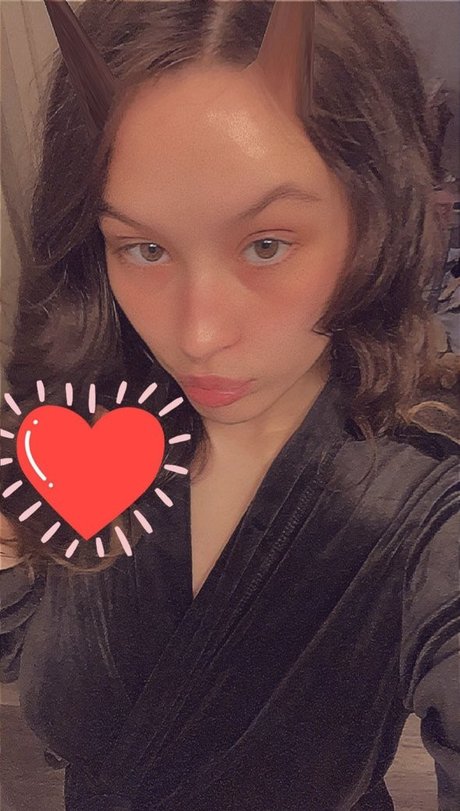 savannah sexy star img