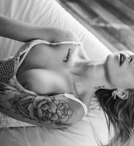 Judit Giudittaa Jucmis nude model images