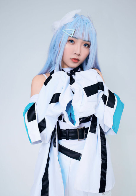 Reakami pornstar top photo