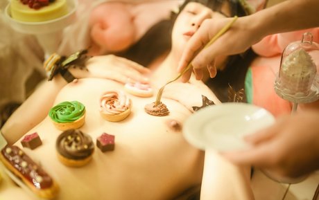 Raku 66 star pornographic pictures