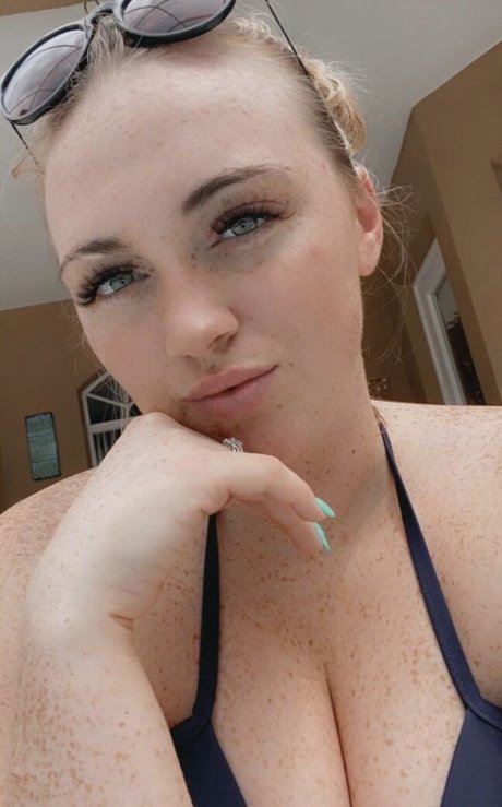 Raelyne Summeier perfect actress photo