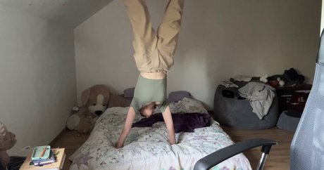 Sidneuke hd actress pics