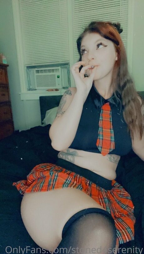 stoned4serenity beautiful pornstar image