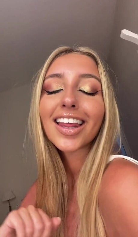 Anita Celestino best star picture