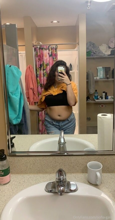 sofia gains hot model galleries