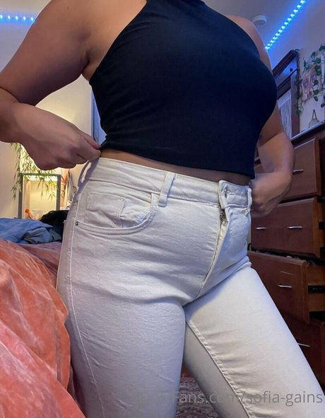 sofia gains beautiful star images