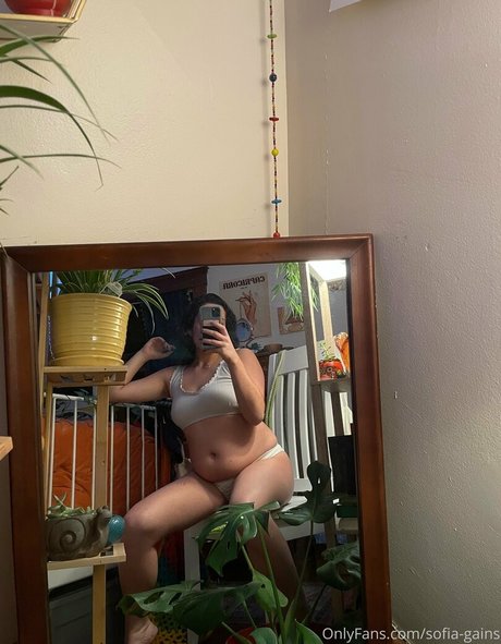 sofia gains top pornstar pic