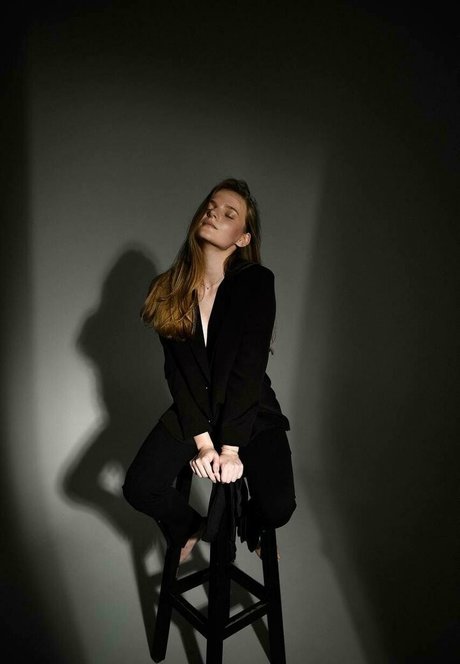 japanese milf onlyfans beautiful pic