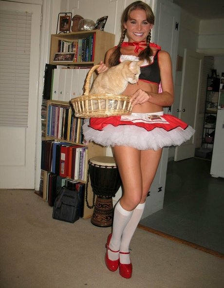 emo girls onlyfans pretty photos