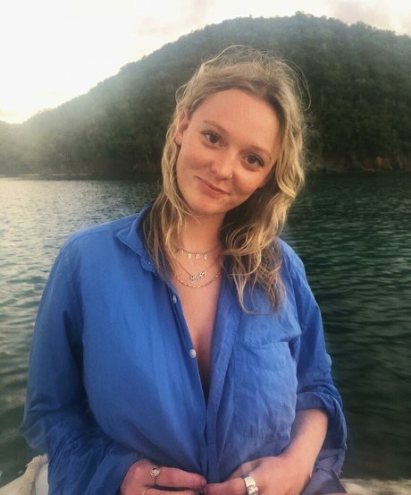 Poppyy Hopson adult actress pictures