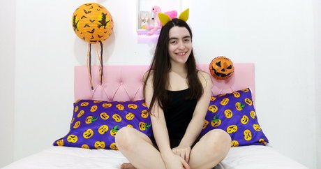 vicavitoria model nude images