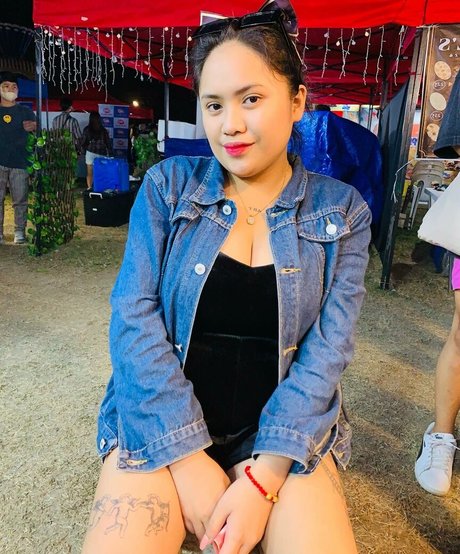 Joycen Artus model sex image