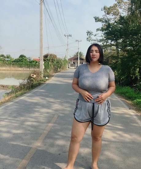 Phiromya Pangyouk model naked pic