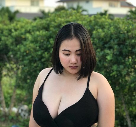 Phiromya Pangyouk pornstar hot pics