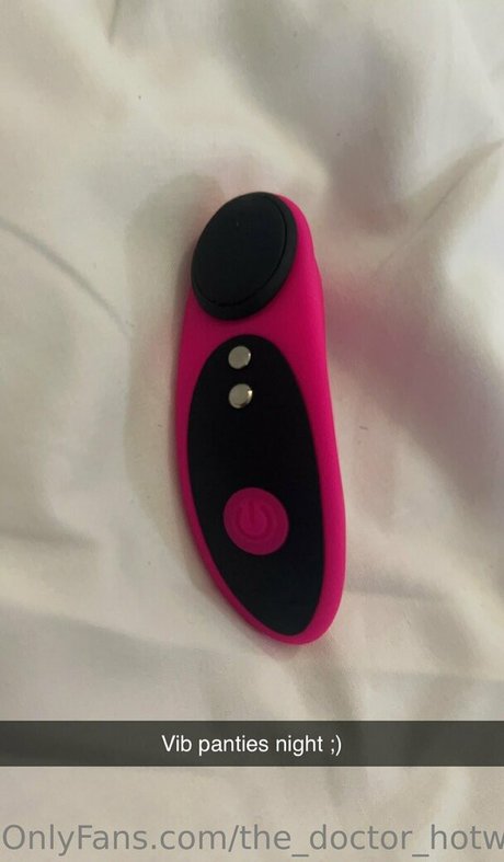 the doctor hotwife nude model photos