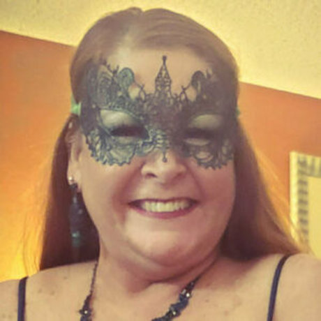 untamed red adult star picture