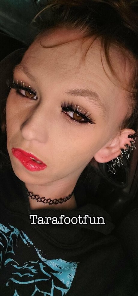 tarafootfunxxx pornstar sexy pics