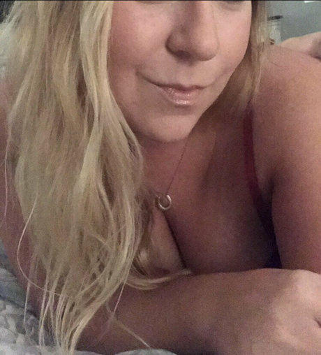 lilsmirk model porn picture