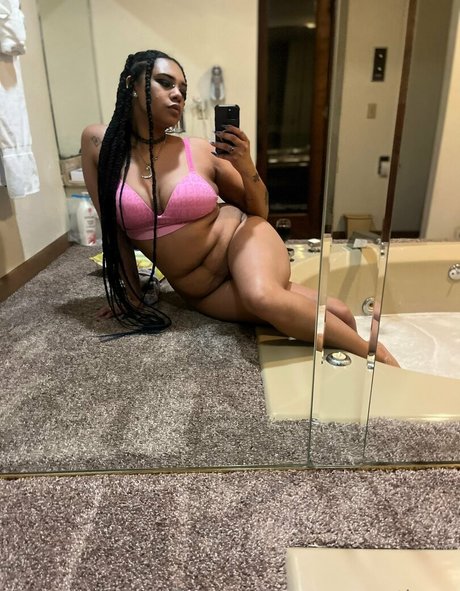 censorworthyyy model free pic