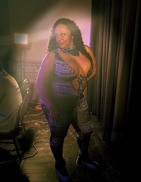 asian feet onlyfans nude photos