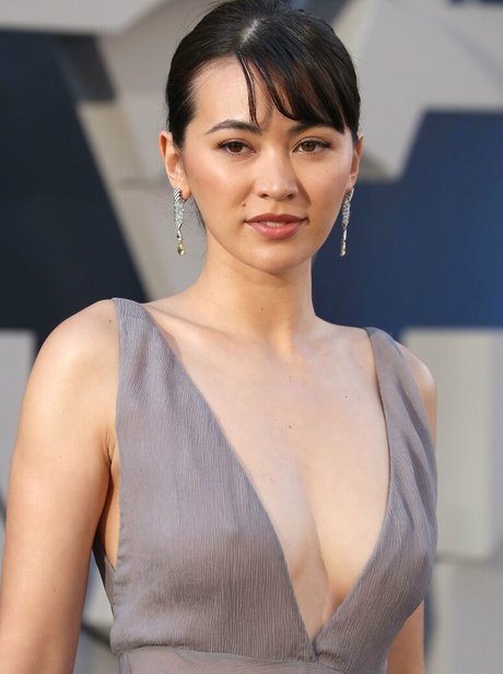 Jessica Yu Li Henwick star free gallery