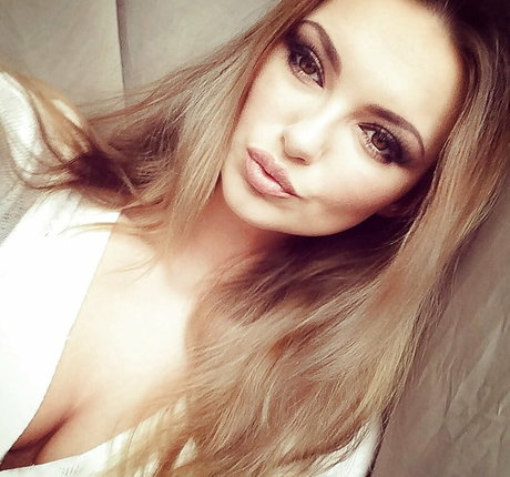 Luiza Sprusinska model beautiful img