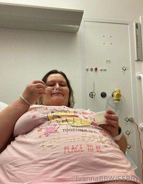 ivannabbw nude actress image