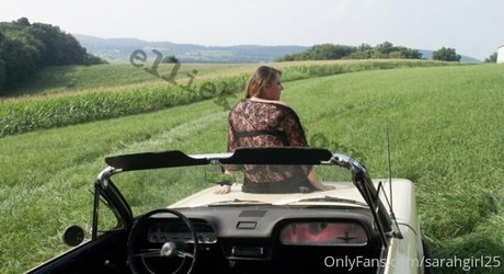 sarahgirl25 pornstar nude photos