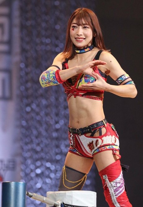 WomenJoshi pornstar art photos