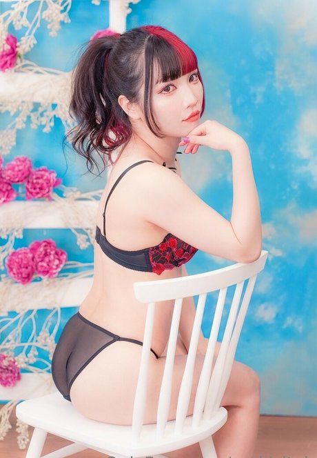 babe brunette onlyfans hot sexy photos